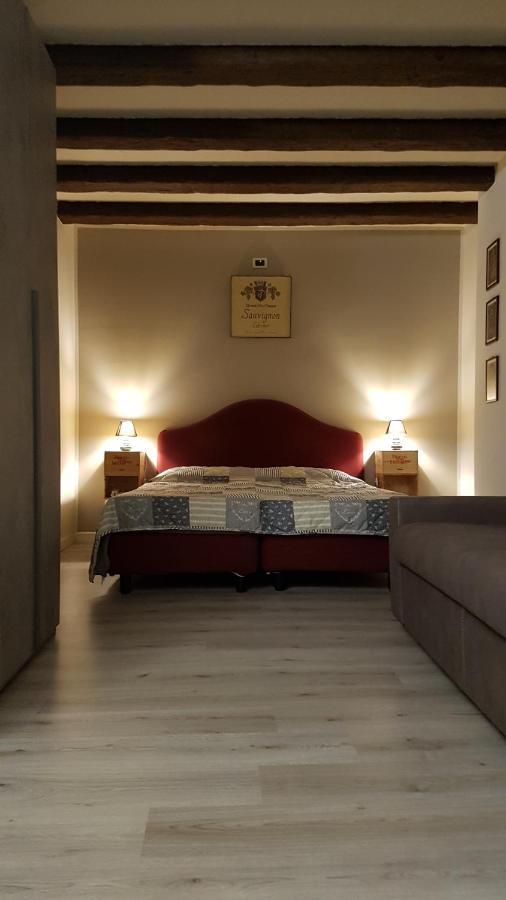 Ristorante Albergo Corona ノーヴィ・リーグレ エクステリア 写真