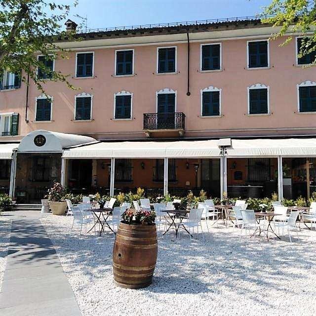 Ristorante Albergo Corona ノーヴィ・リーグレ エクステリア 写真